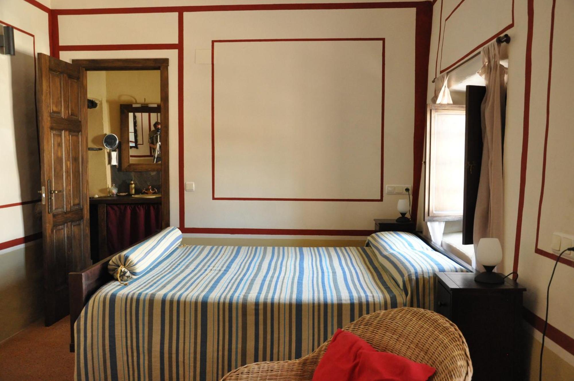 Termas Aqua Libera Guest House Aljucen Room photo