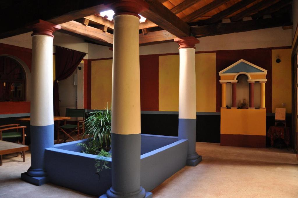 Termas Aqua Libera Guest House Aljucen Exterior photo