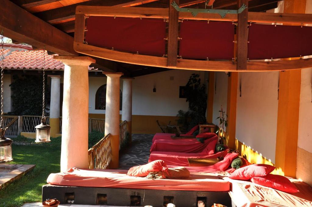 Termas Aqua Libera Guest House Aljucen Exterior photo